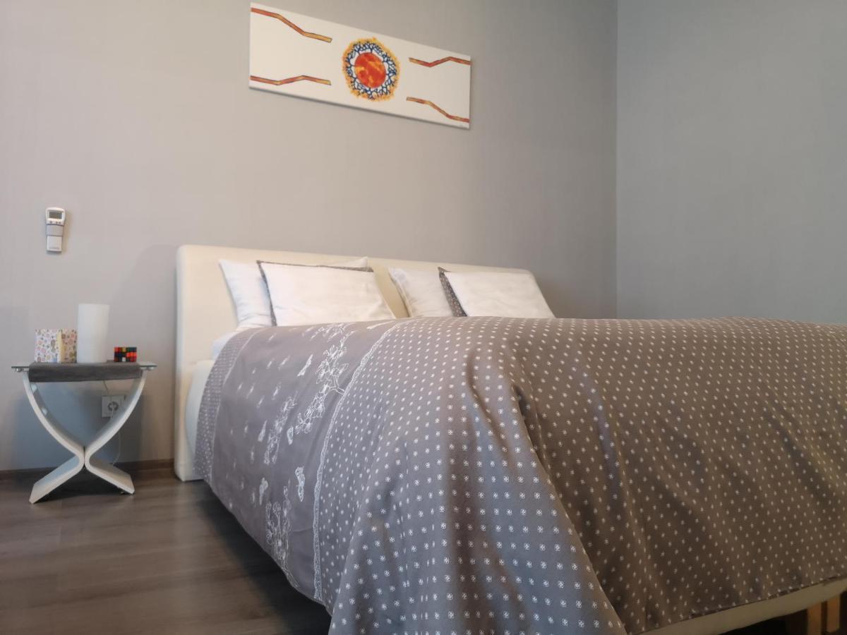 Central Apartment Budapest Bagian luar foto