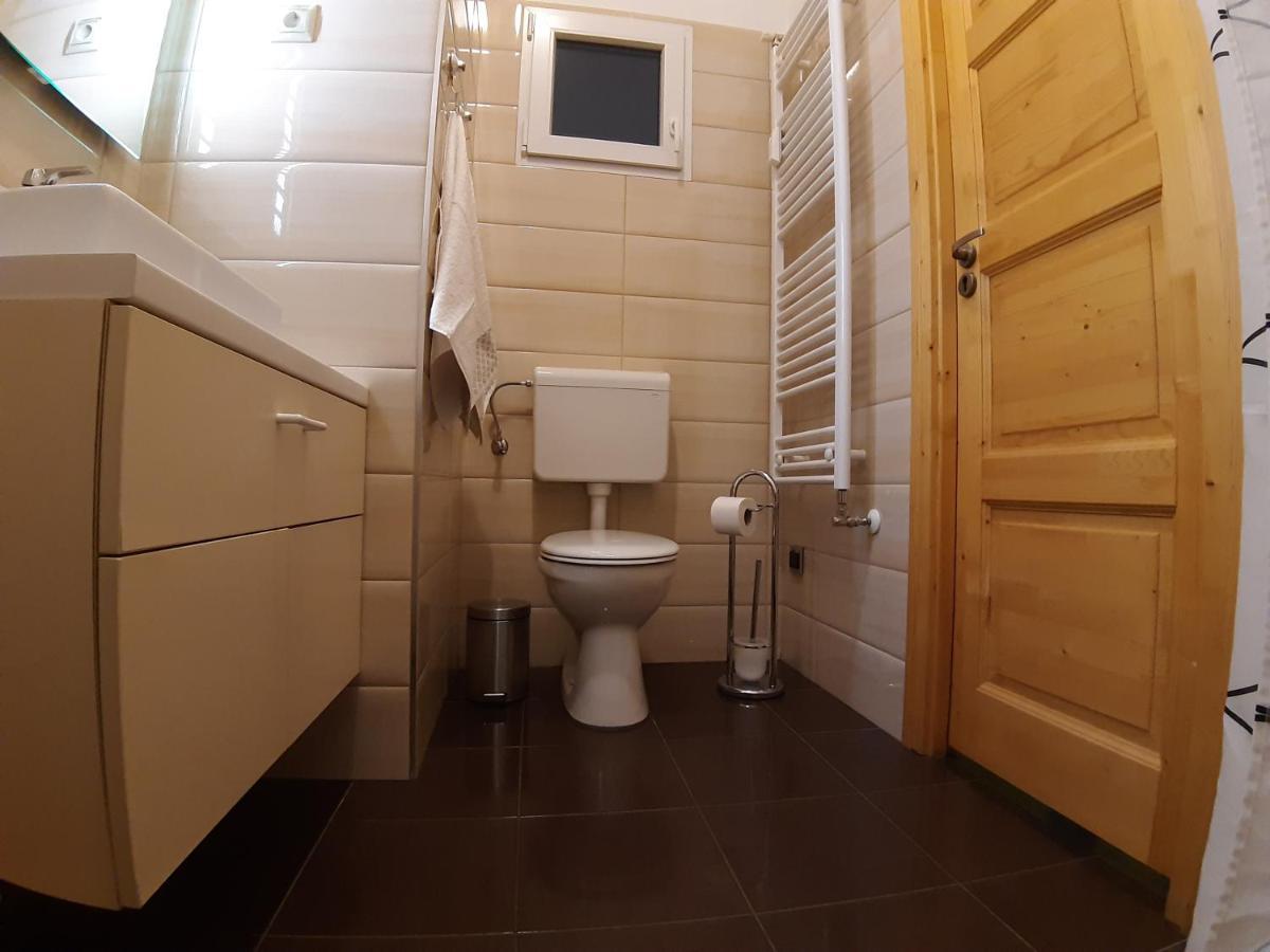 Central Apartment Budapest Bagian luar foto