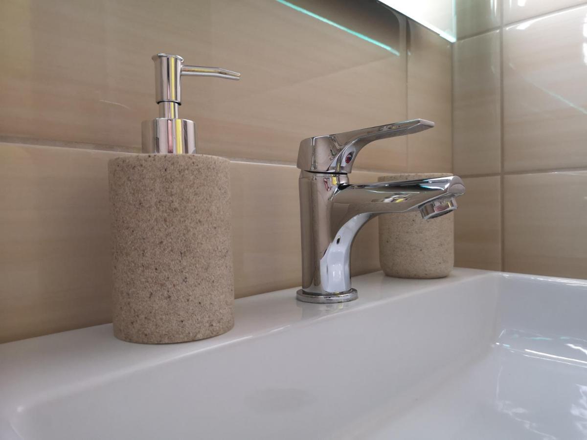 Central Apartment Budapest Bagian luar foto